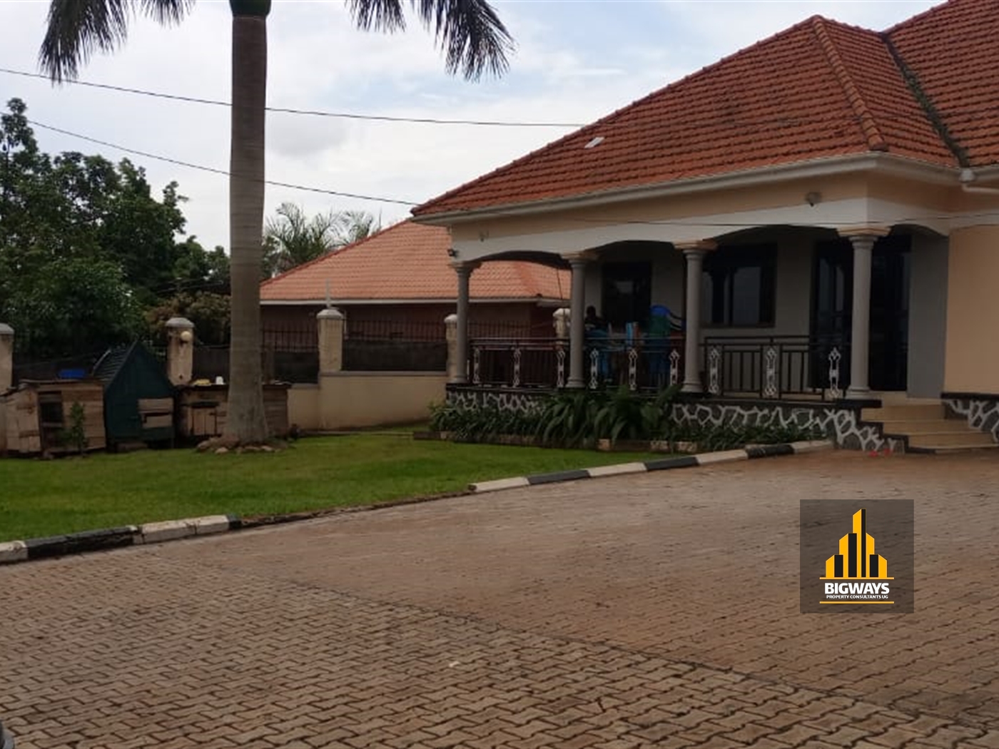 Bungalow for sale in Bwebajja Wakiso