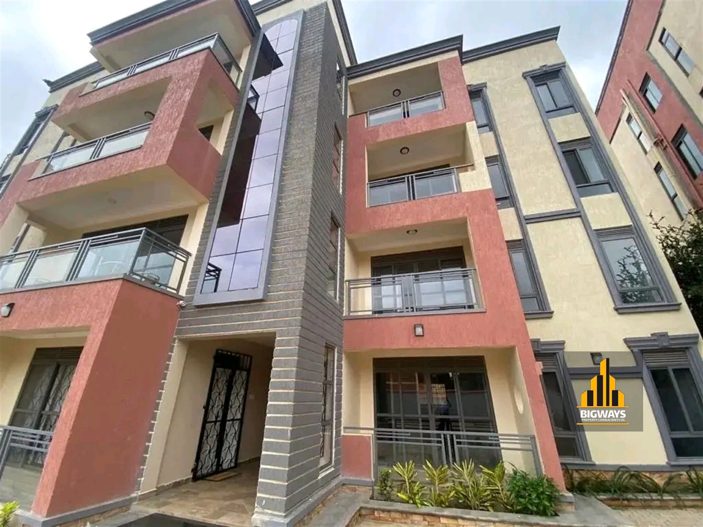 Apartment for sale in Kiwaatule Kampala