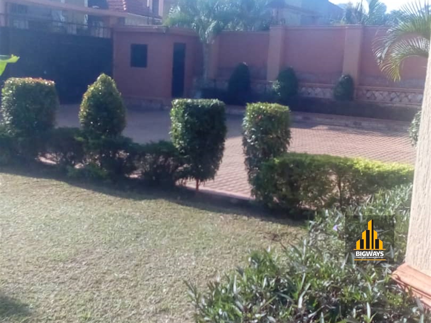 Bungalow for sale in Kira Wakiso