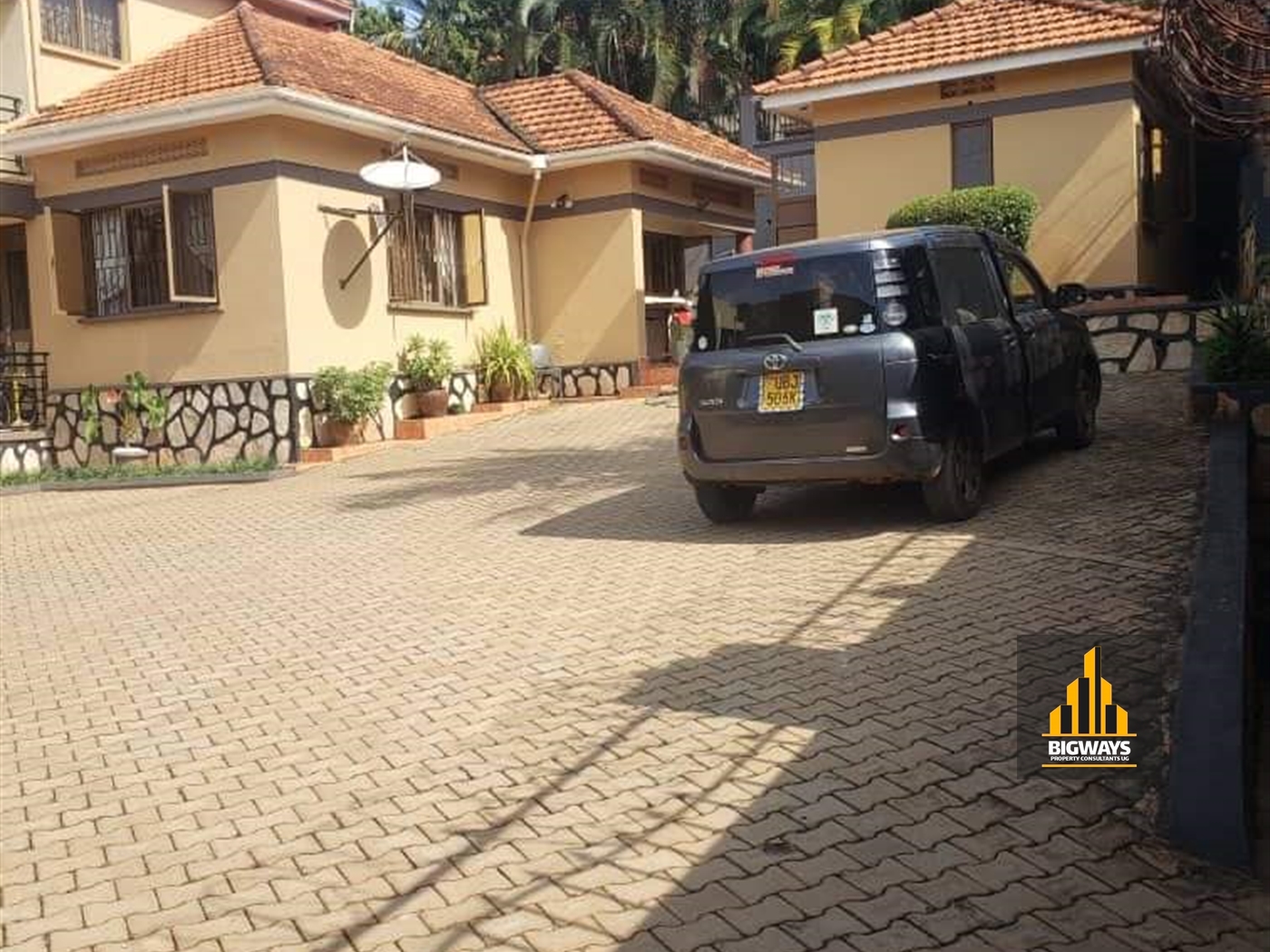 Storeyed house for sale in Kyambogo Kampala