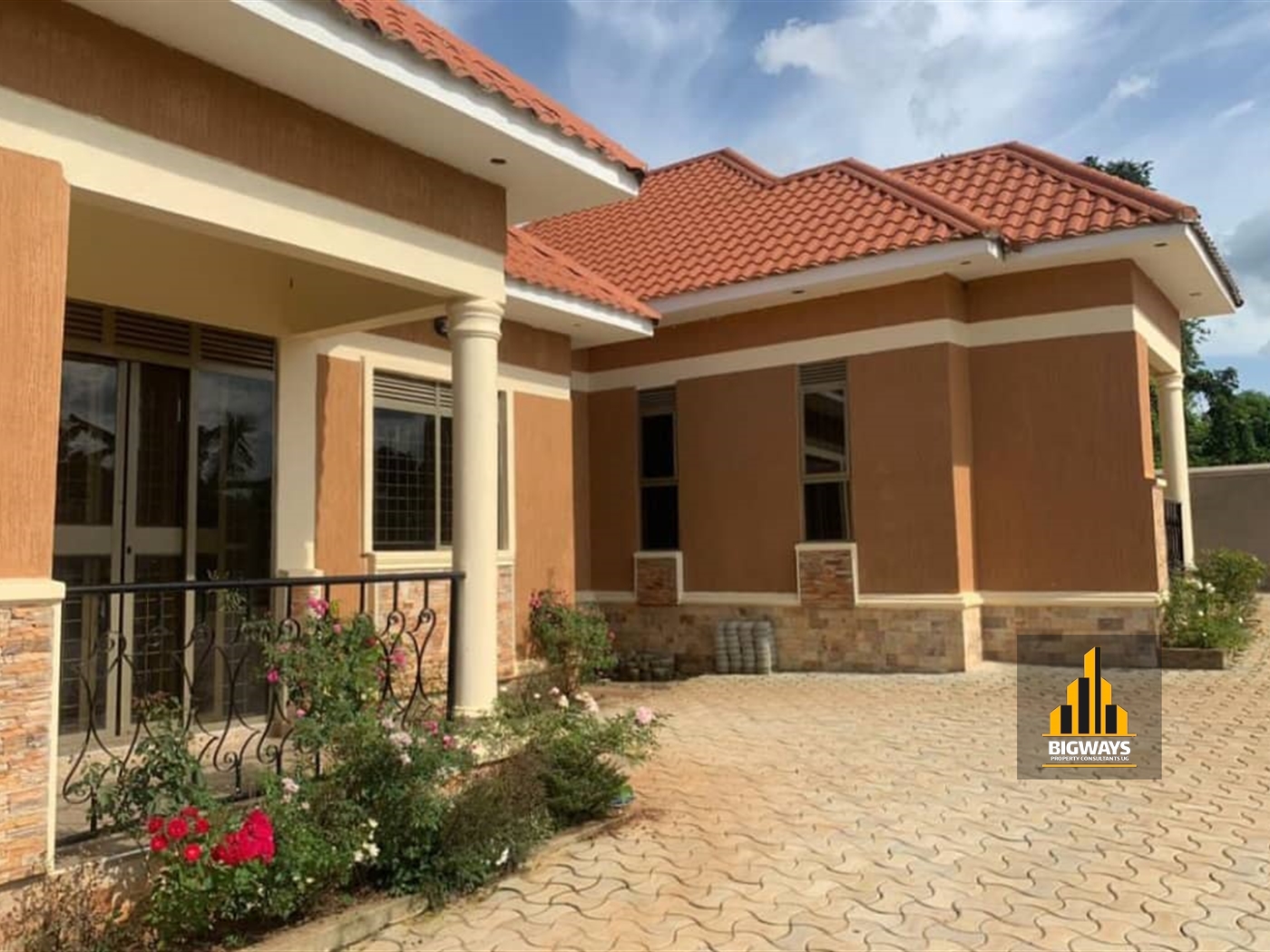 Semi Detached for sale in Nkoowe Wakiso