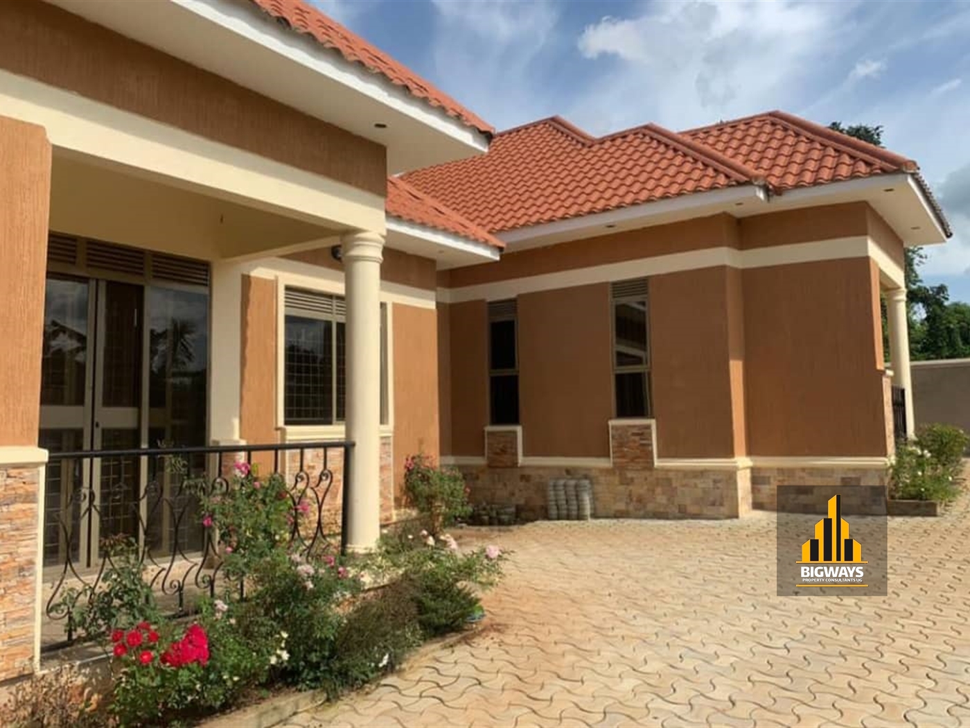 Semi Detached for sale in Nkoowe Wakiso