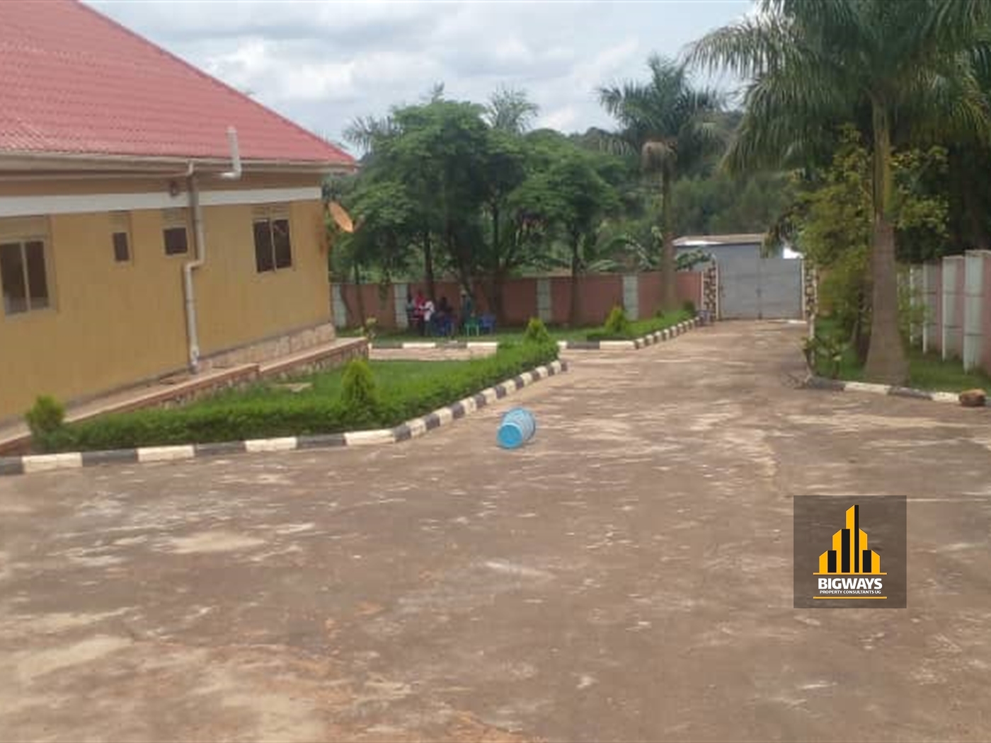 Bungalow for sale in Busukuma Wakiso