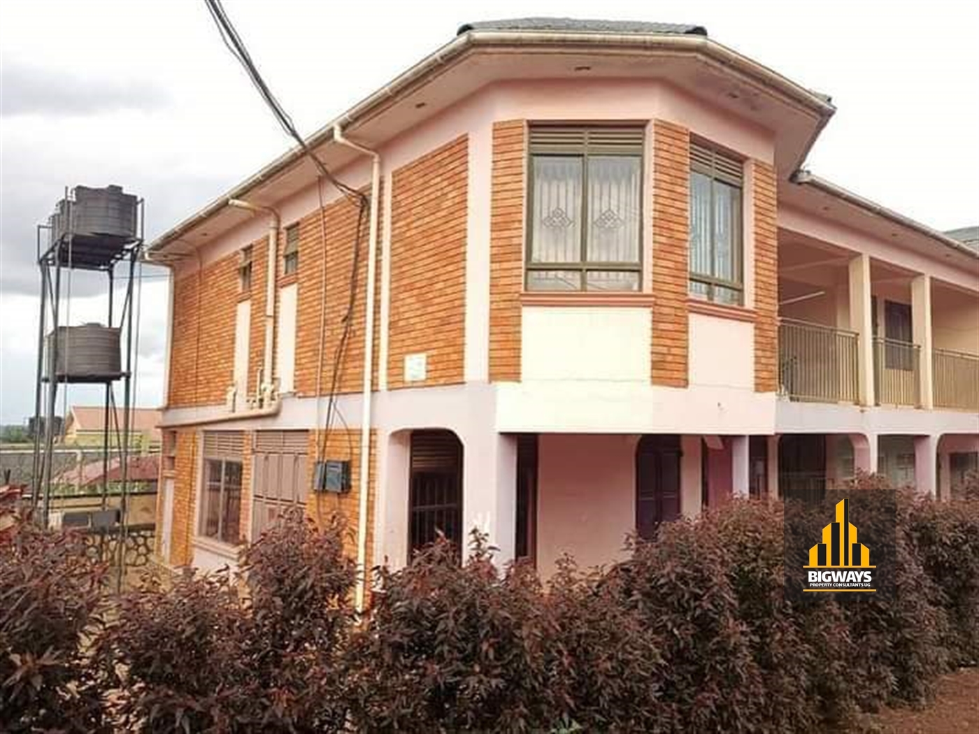 Commercial block for sale in Mbalwa Wakiso