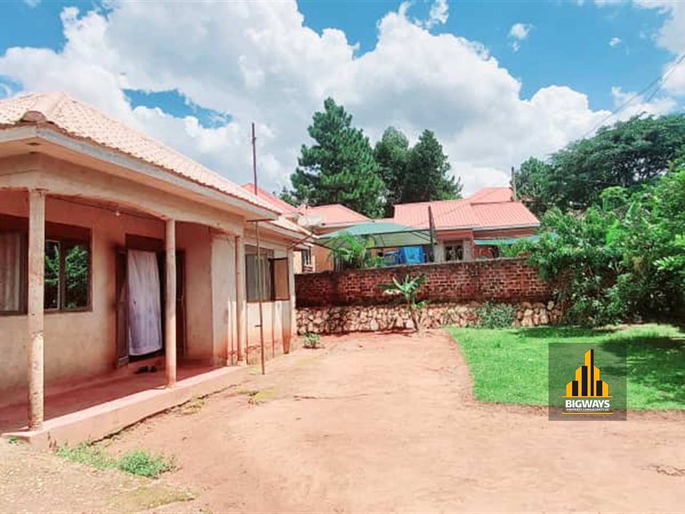 Bungalow for sale in Kasangati Wakiso