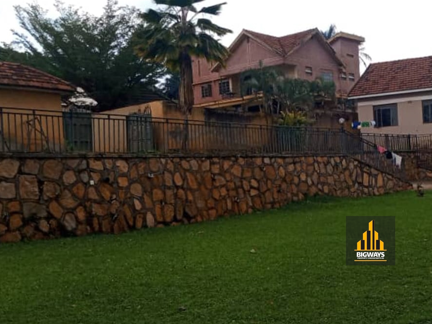Residential Land for sale in Kanyanya Kampala