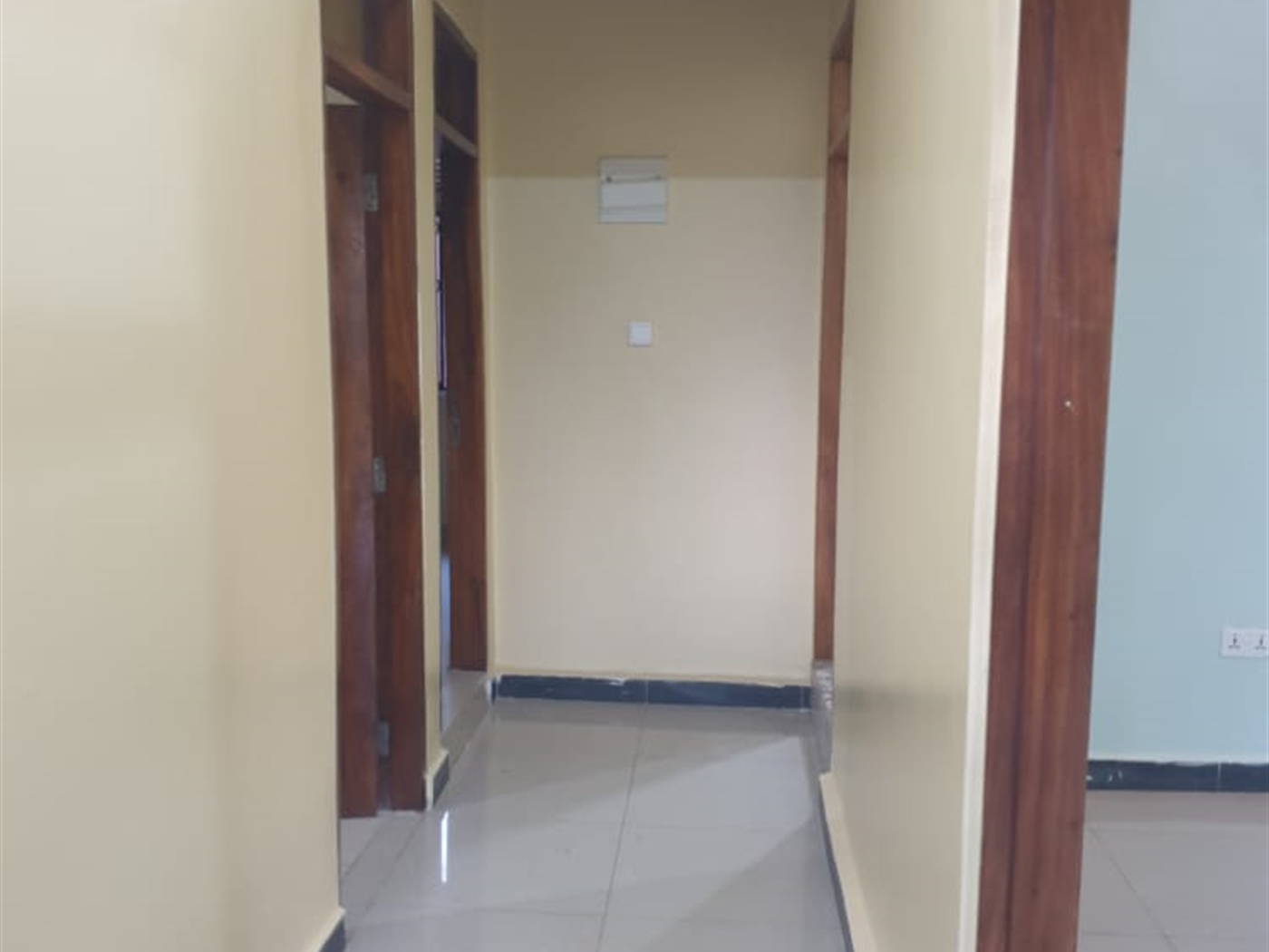 Semi Detached for rent in Bwebajja Wakiso