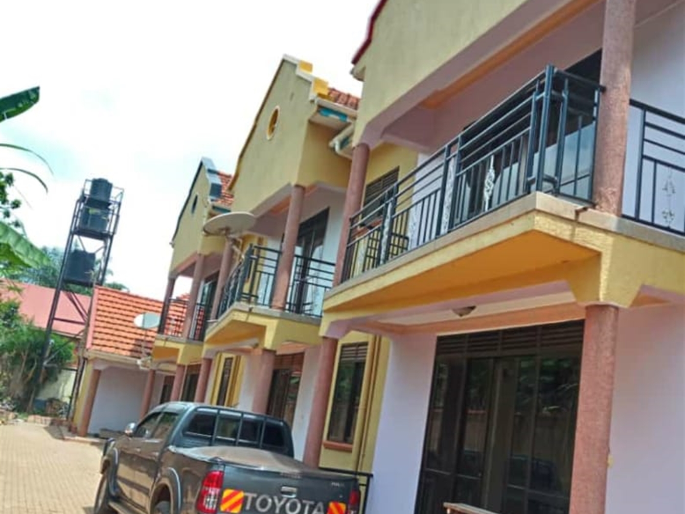 Duplex for rent in Naalya Kampala