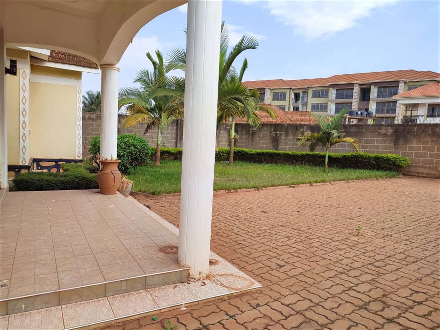 Bungalow for rent in Komamboga Kampala