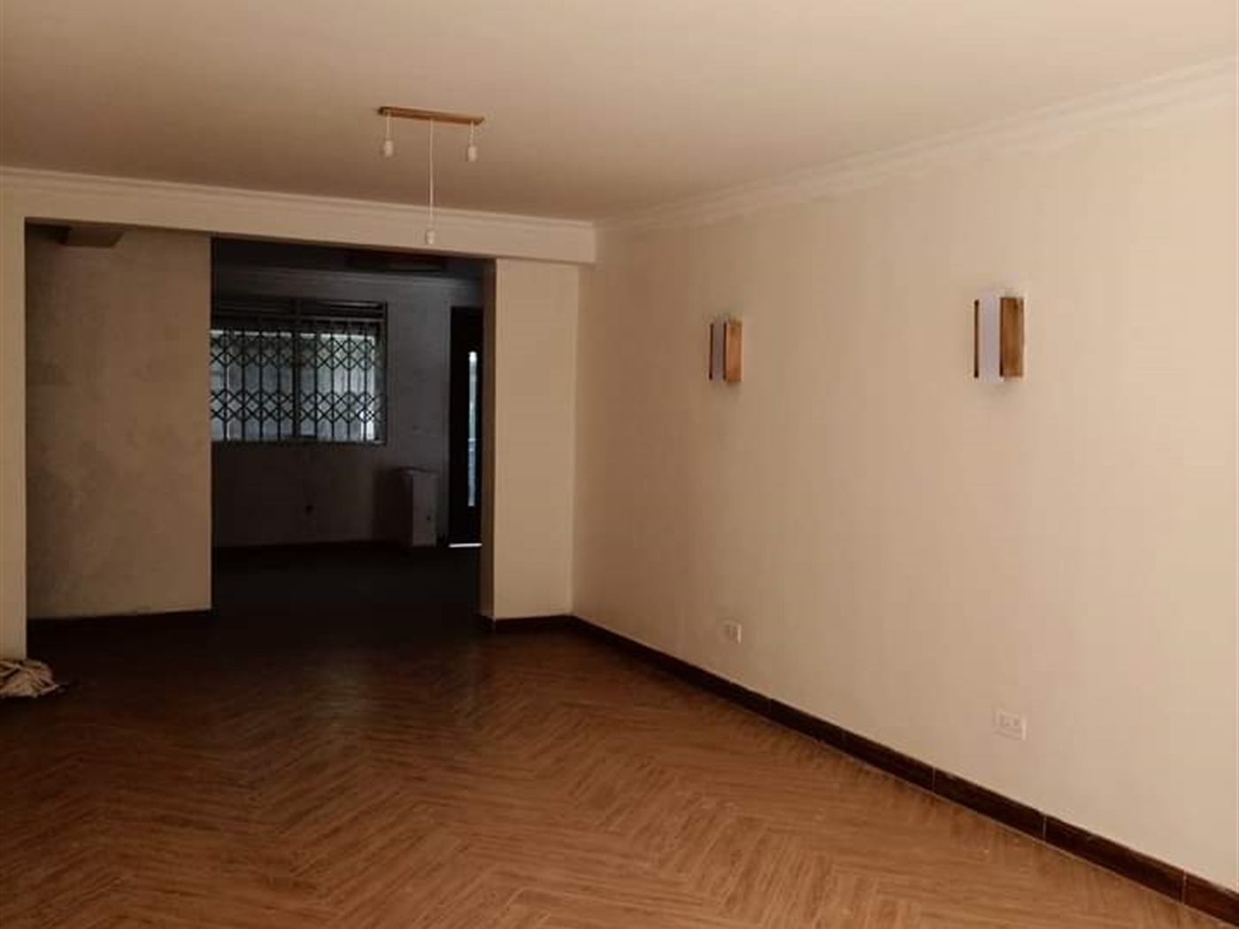 Apartment for sale in Kiwaatule Kampala