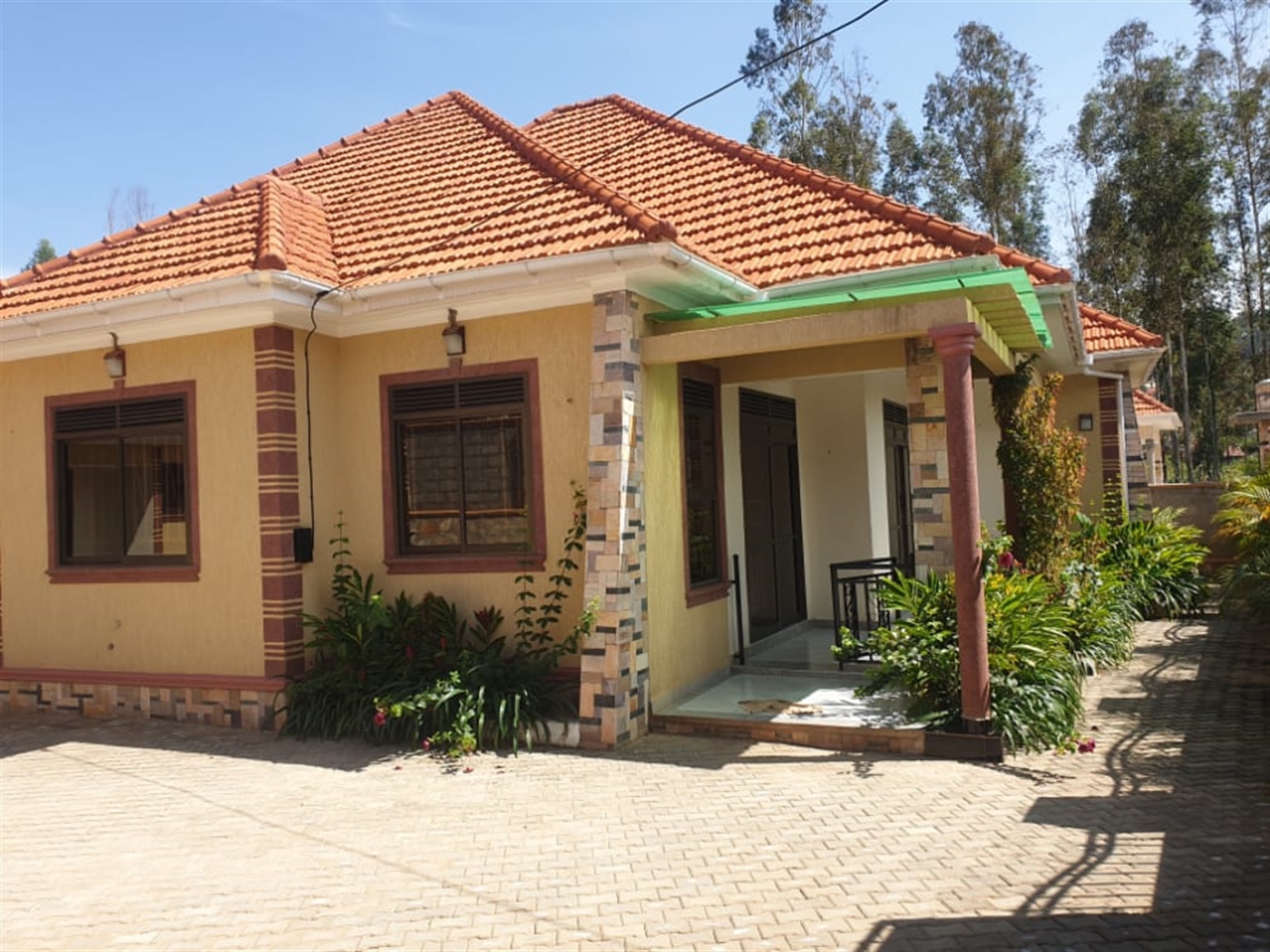 Bungalow for sale in Bwebajja Wakiso