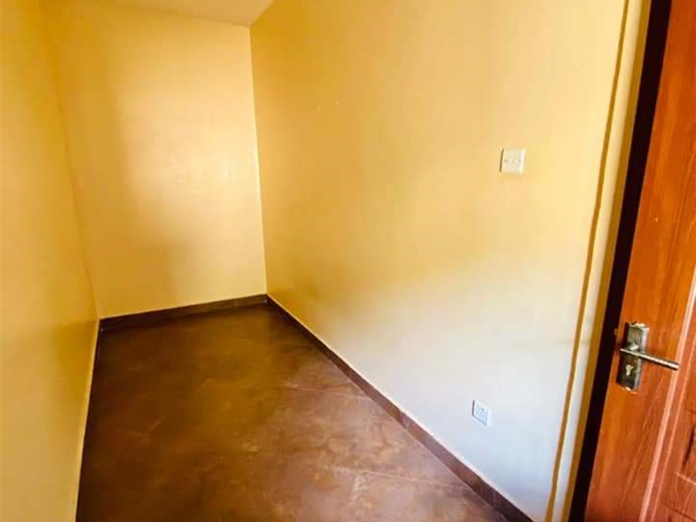 Penthouse for rent in Luzira Kampala