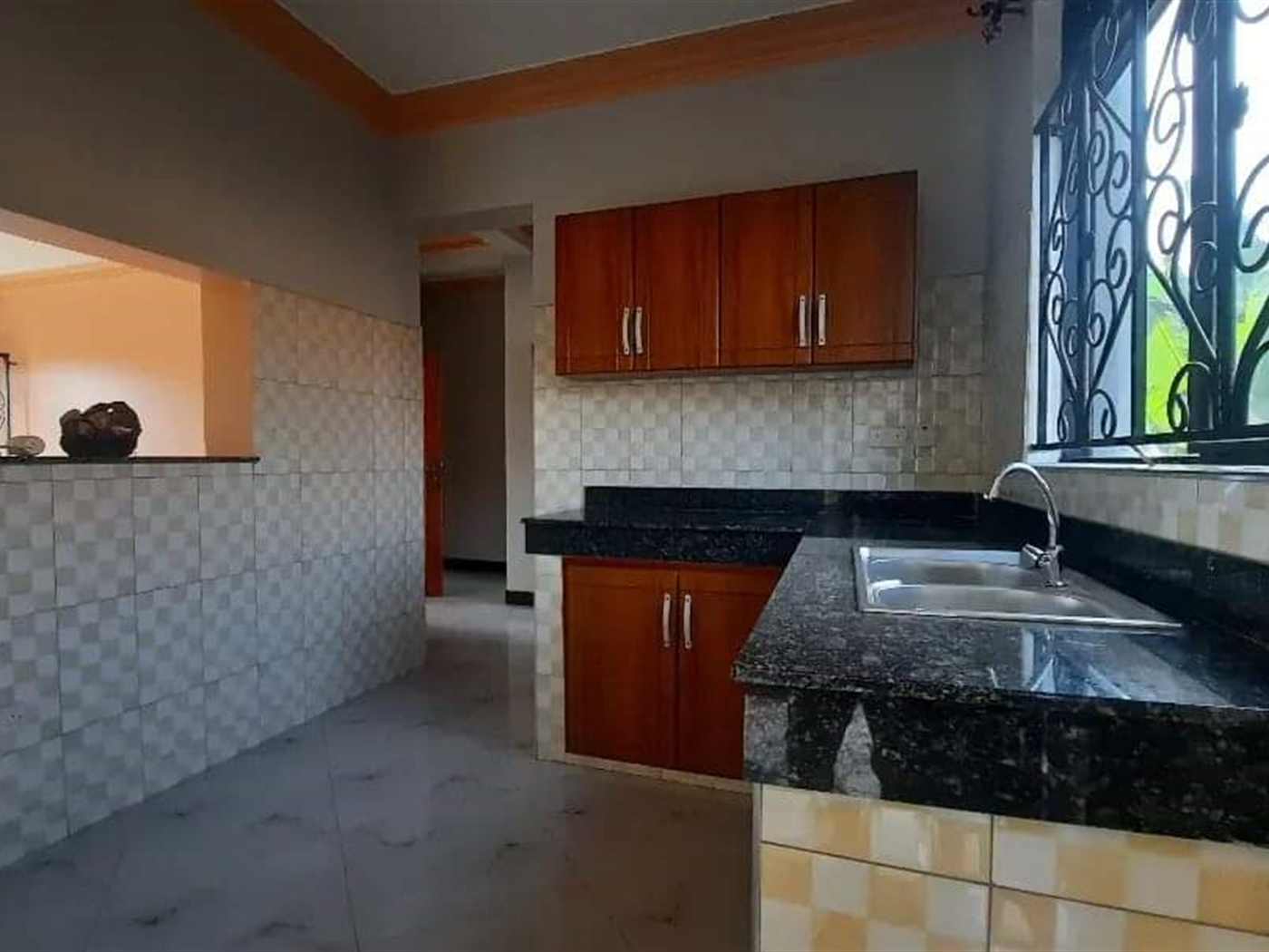 Apartment for rent in Kisaasi Kampala