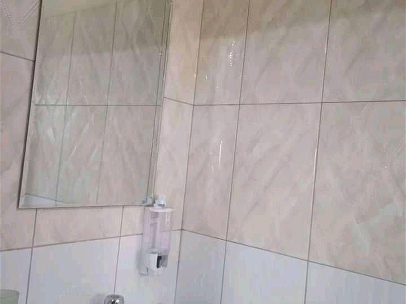 Apartment for rent in Mutungo Kampala