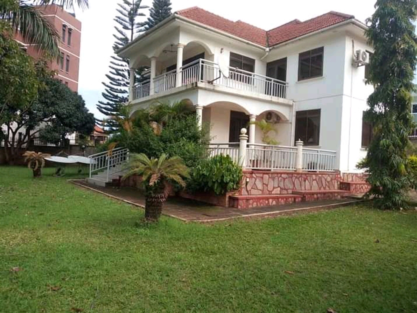 Storeyed house for sale in Mutungo Kampala