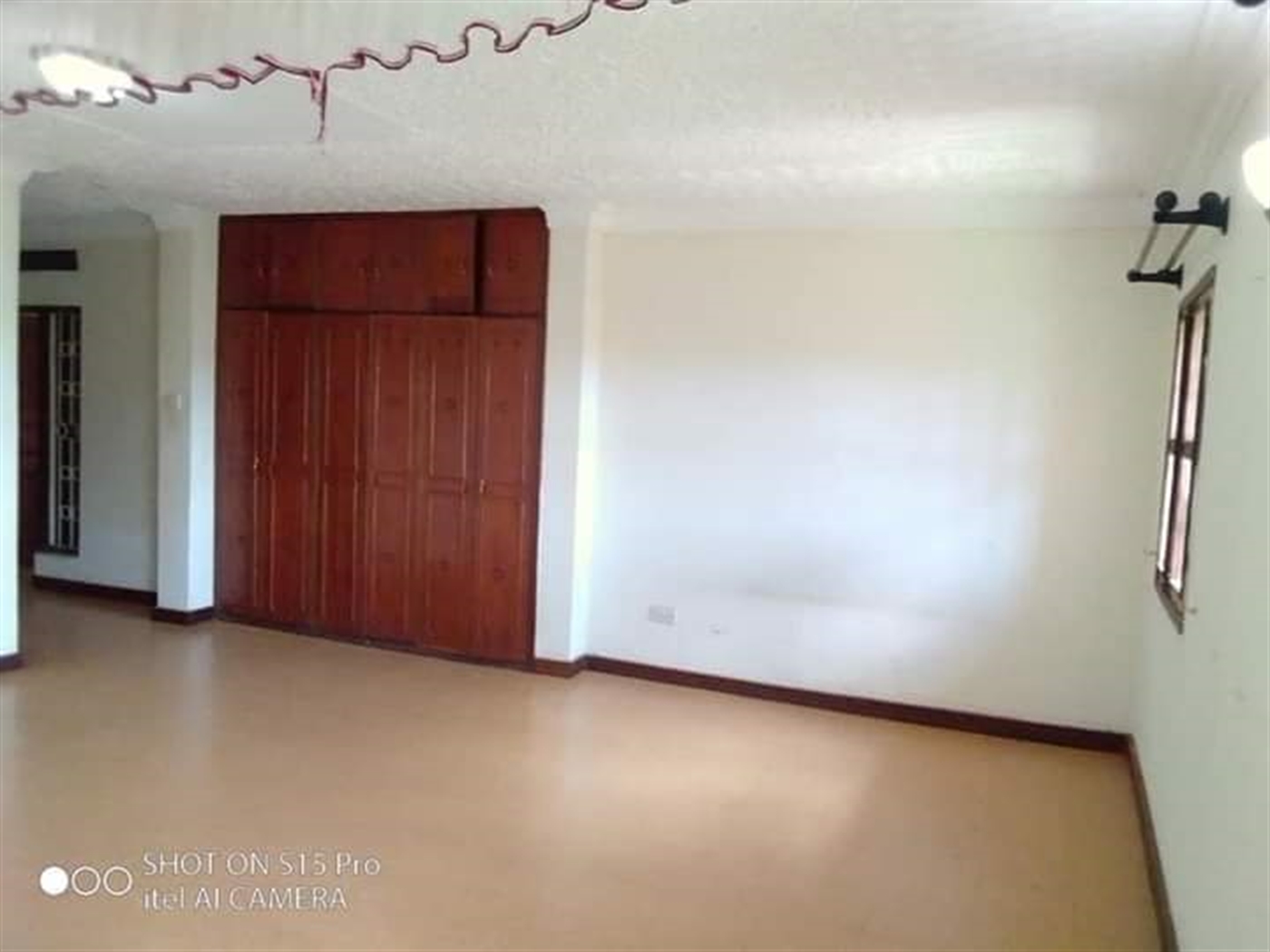 Storeyed house for rent in Bugoloobi Kampala