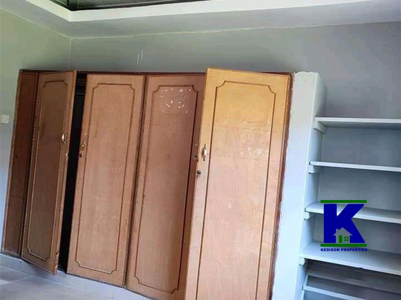 Semi Detached for rent in Kyambogo Kampala