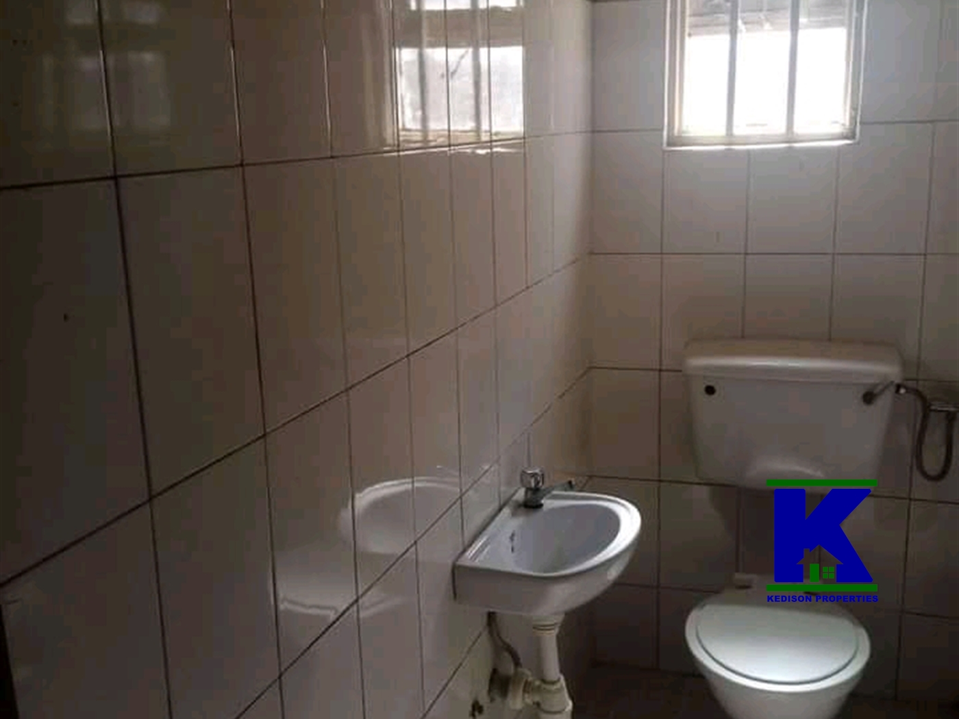 Semi Detached for rent in Kirinya Kampala