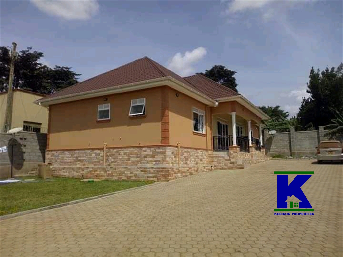 Bungalow for sale in Buwaate Kampala