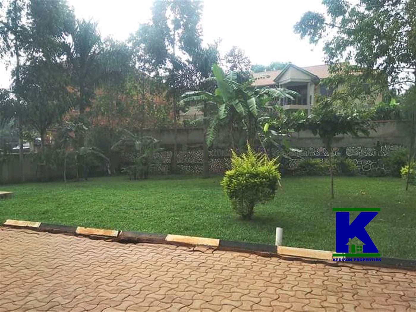 Apartment for rent in Kiwaatule Kampala