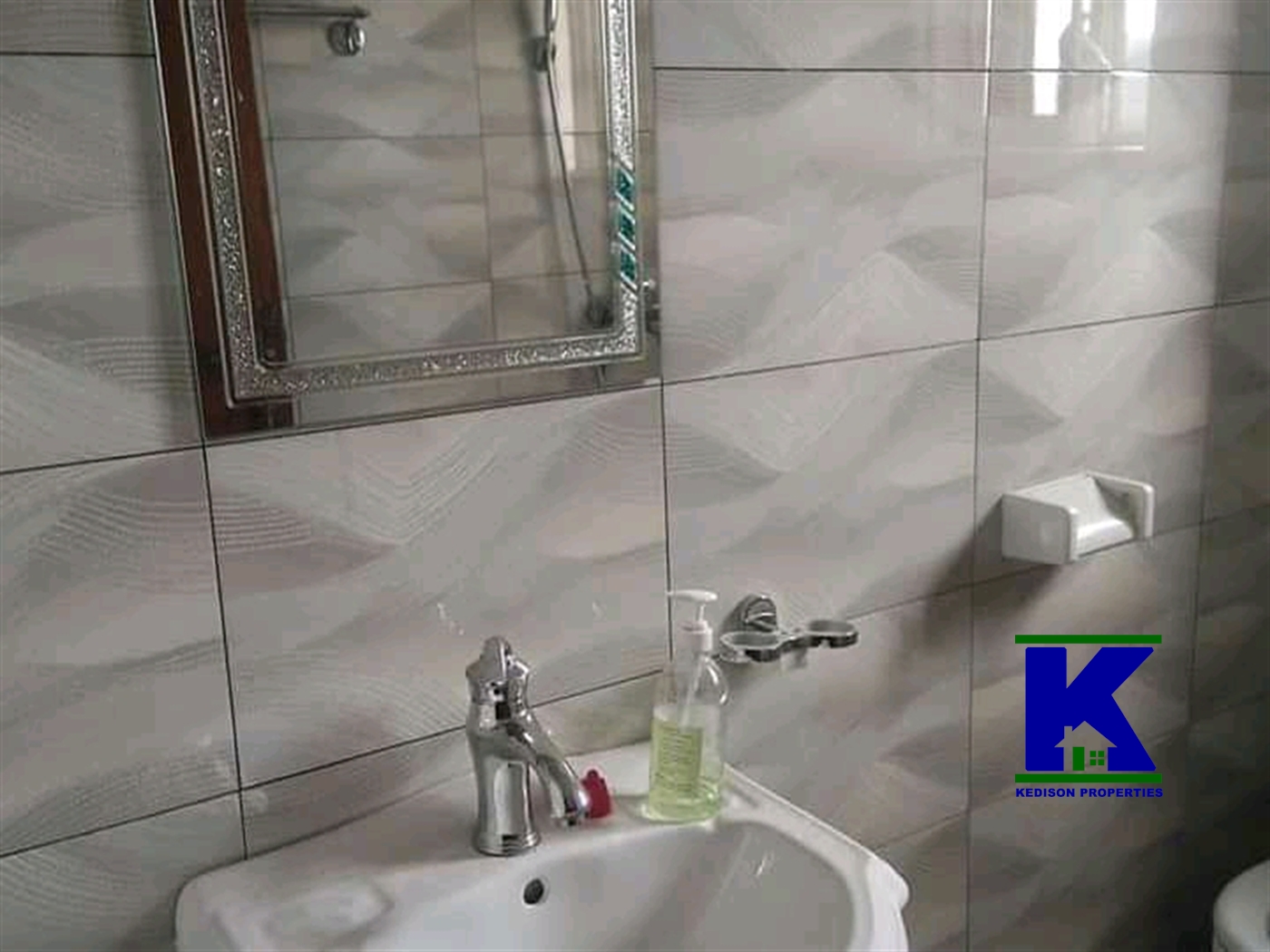 Apartment for rent in Kiwaatule Kampala