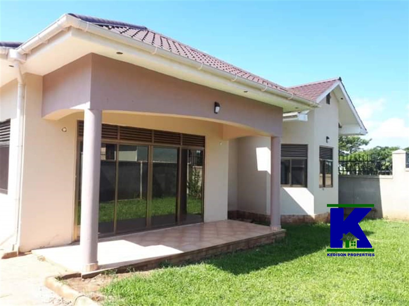 Bungalow for sale in Kira Wakiso