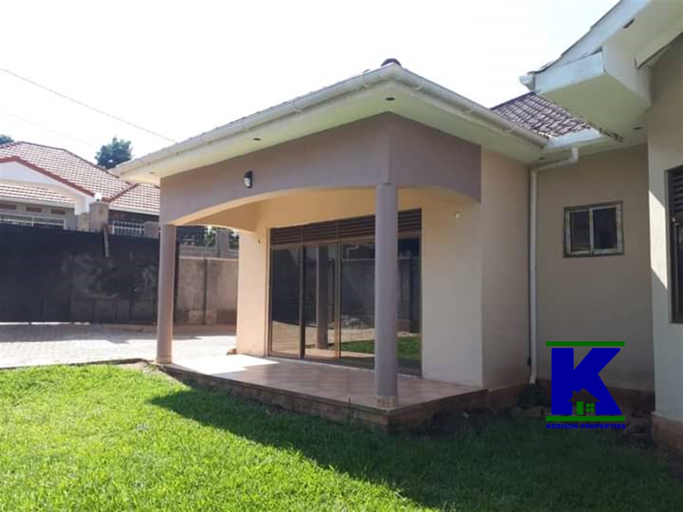 Bungalow for sale in Kira Wakiso