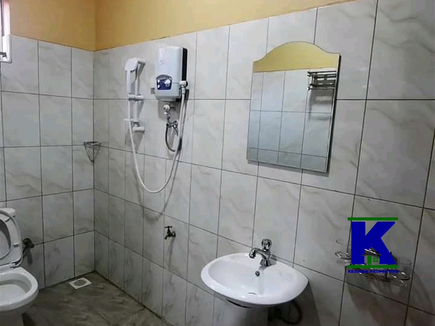 Apartment for rent in Kisaasi Kampala