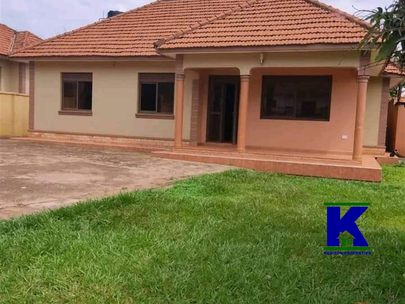 Bungalow for sale in Kirinya Wakiso