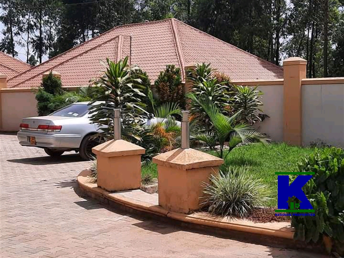 Bungalow for sale in Kisaasi Kampala