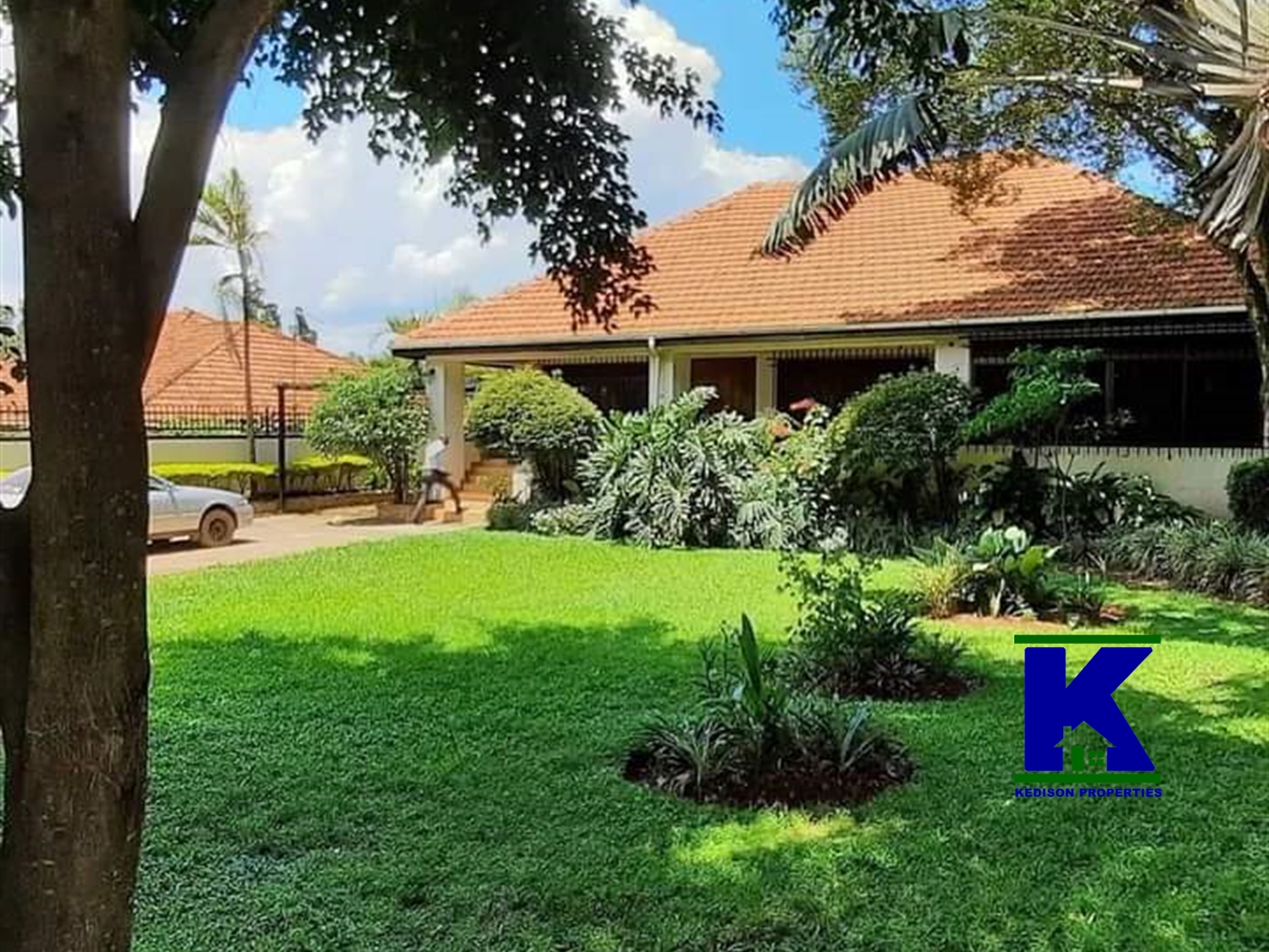 Bungalow for sale in Naguru Kampala