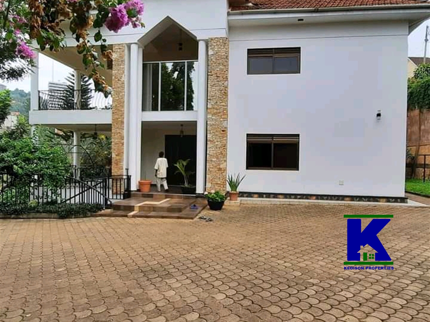 Storeyed house for rent in Naguru Kampala