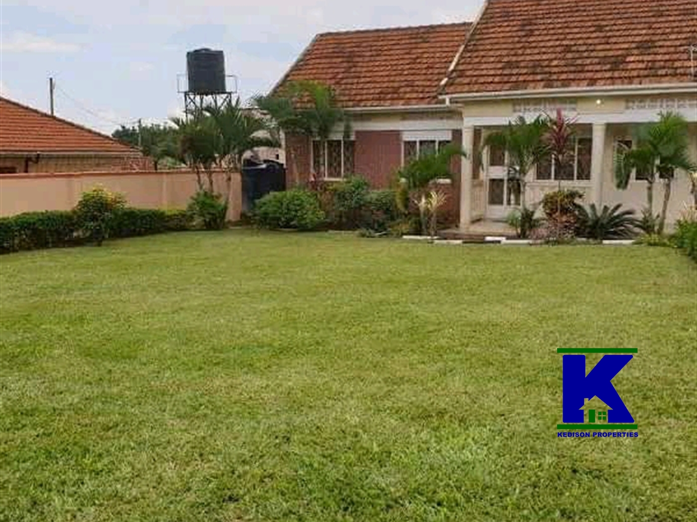 Bungalow for rent in Kirinya Wakiso