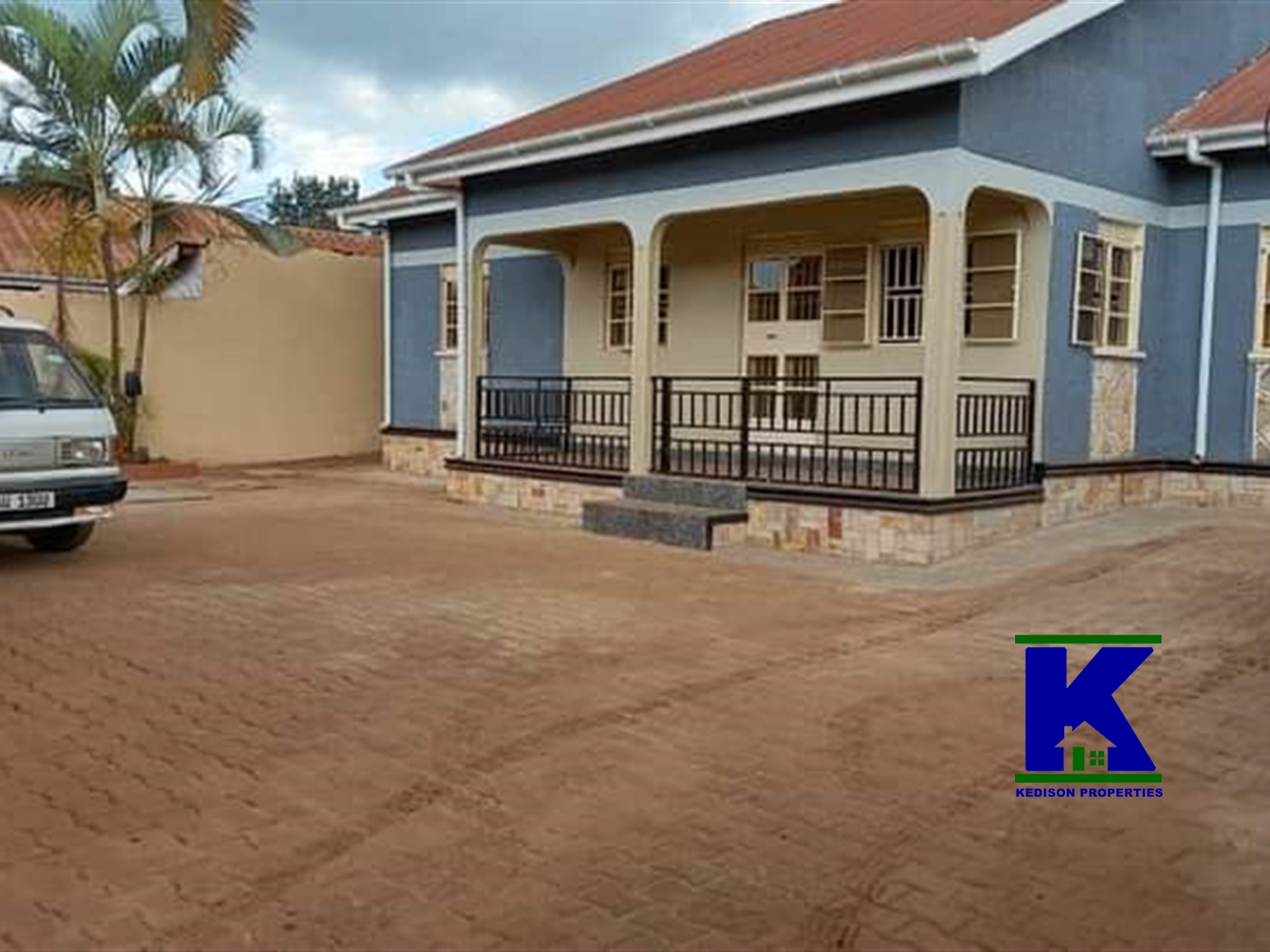 Bungalow for rent in Mutungo Kampala