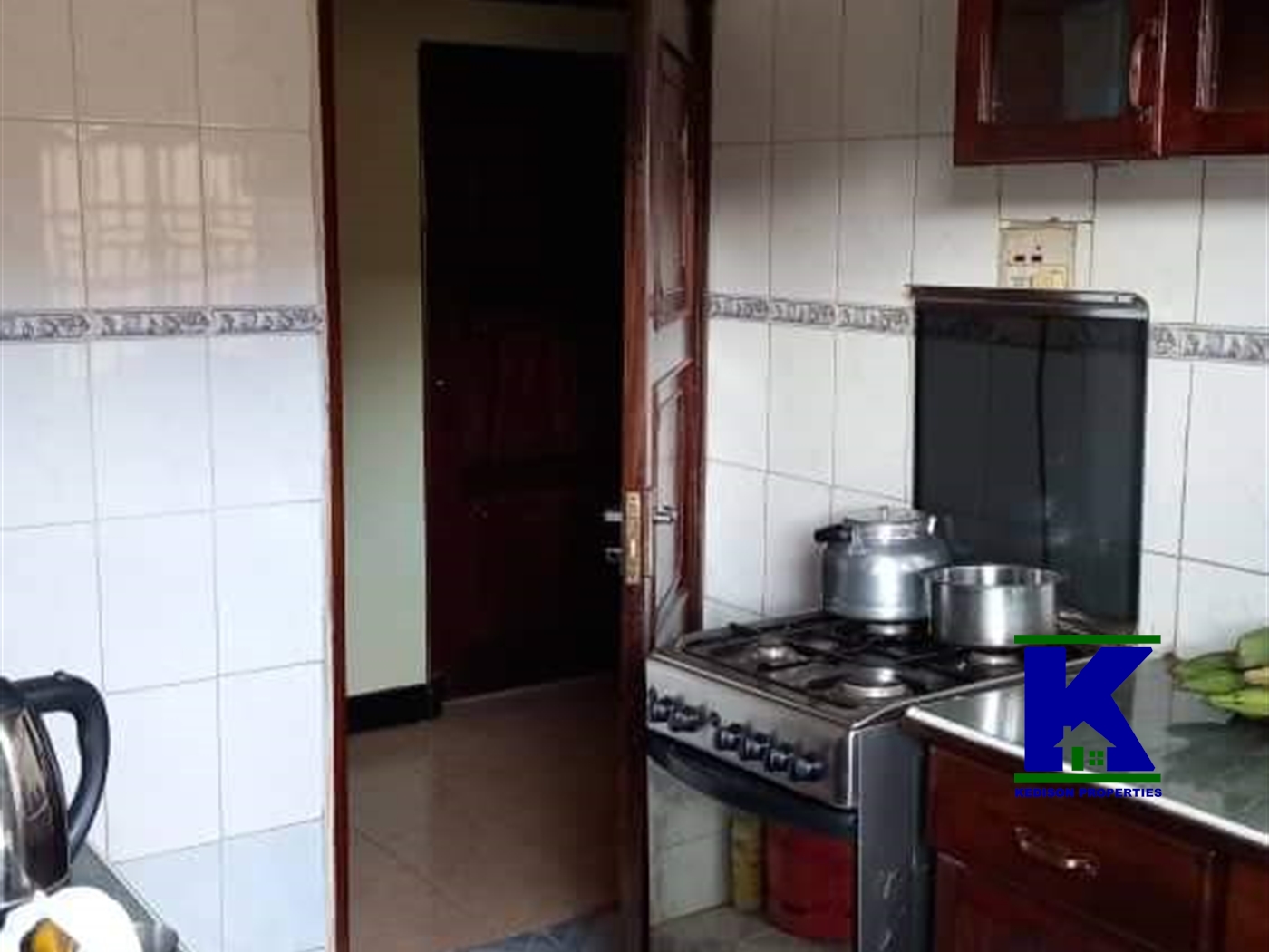 Bungalow for rent in Mutungo Kampala