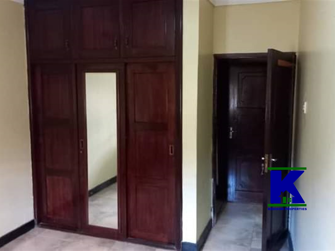 Bungalow for rent in Mutungo Kampala