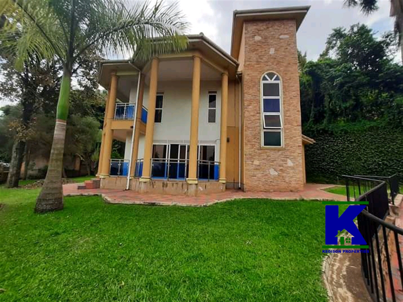 Villa for rent in Makindye Kampala