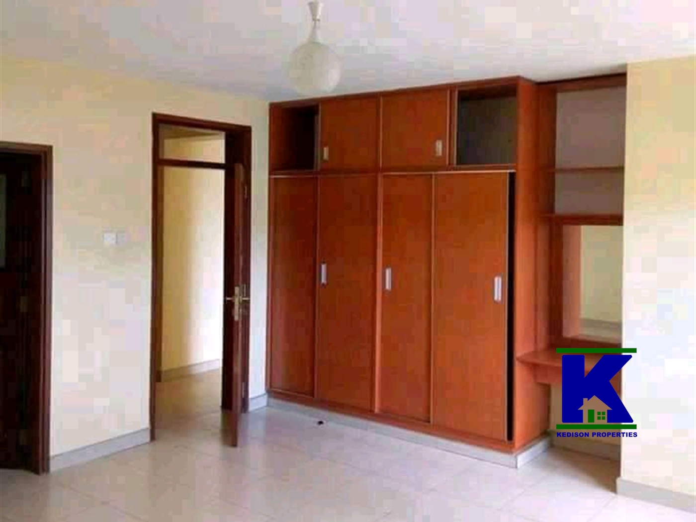 Apartment for sale in Bugoloobi Kampala