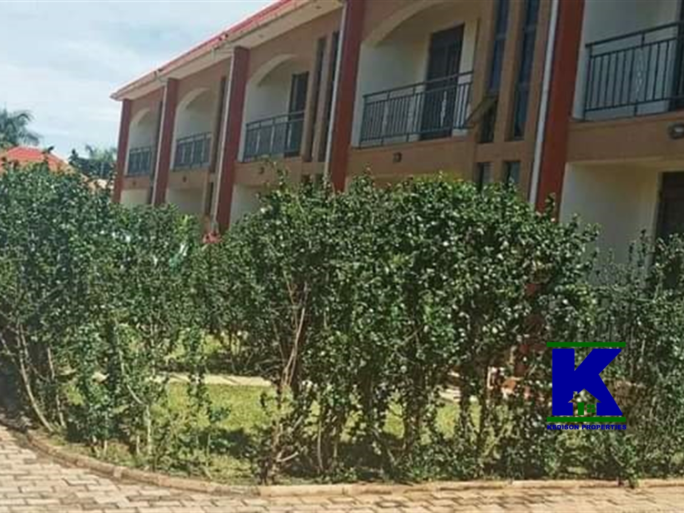 Duplex for rent in Bukoto Kampala