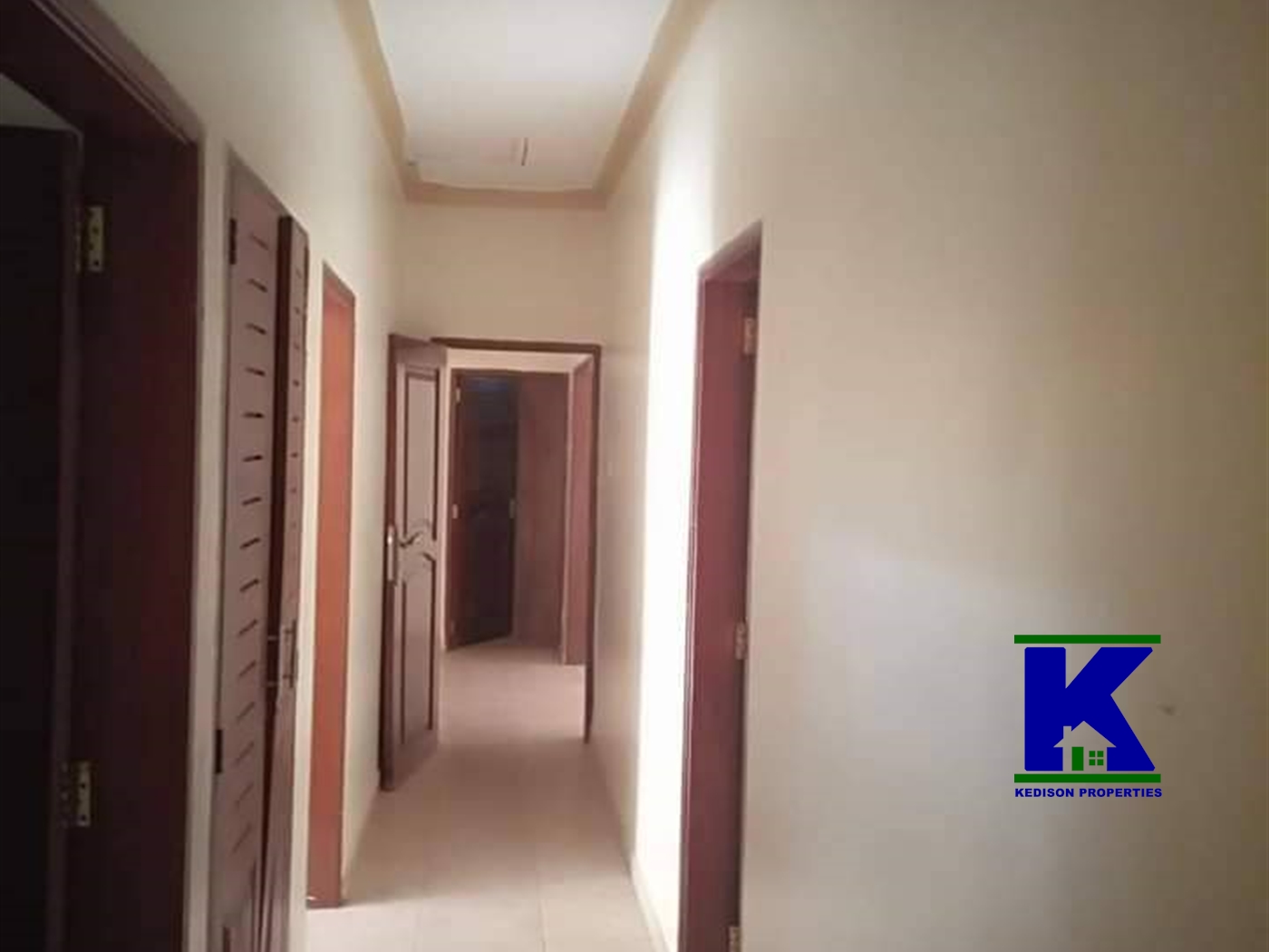 Bungalow for rent in Mutungo Kampala