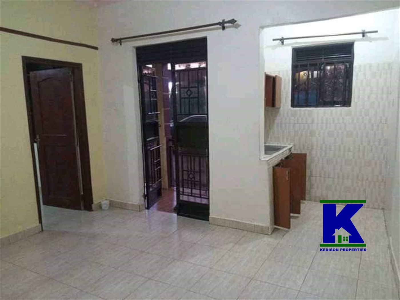 Semi Detached for rent in Kirinya Wakiso