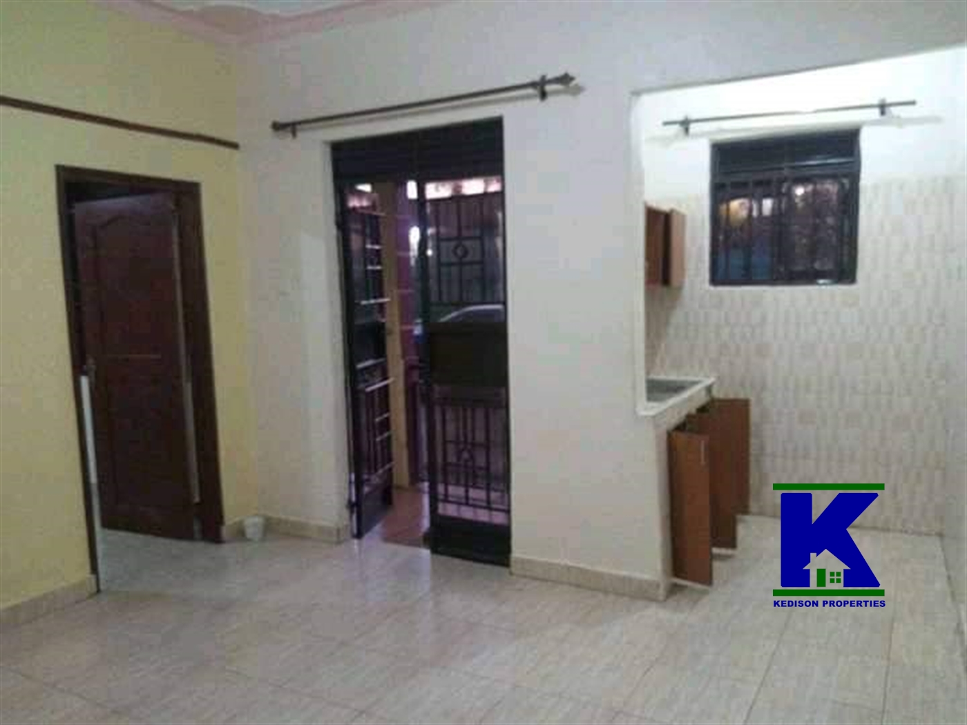 Semi Detached for rent in Kirinya Wakiso