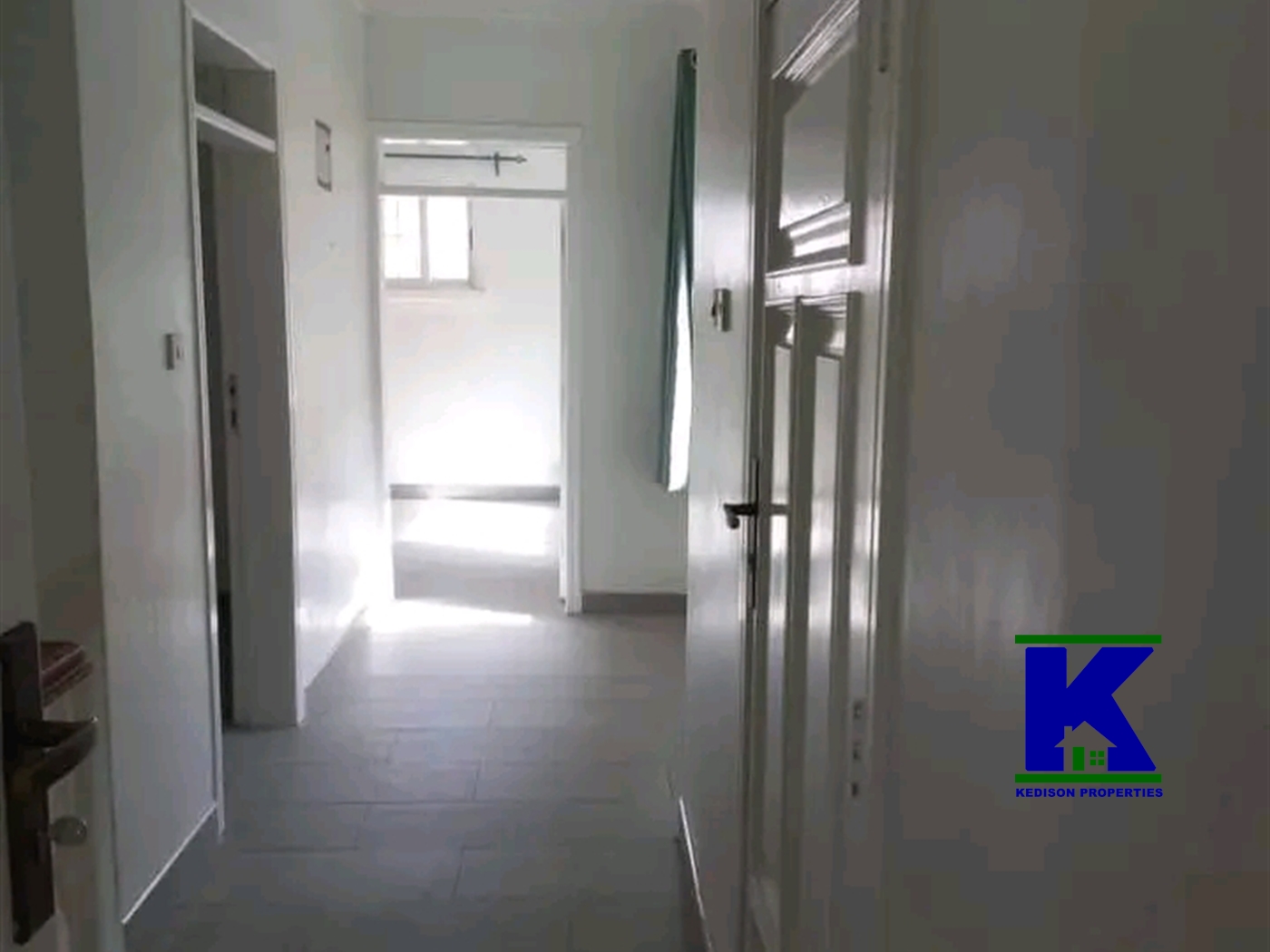 Storeyed house for rent in Bugoloobi Kampala