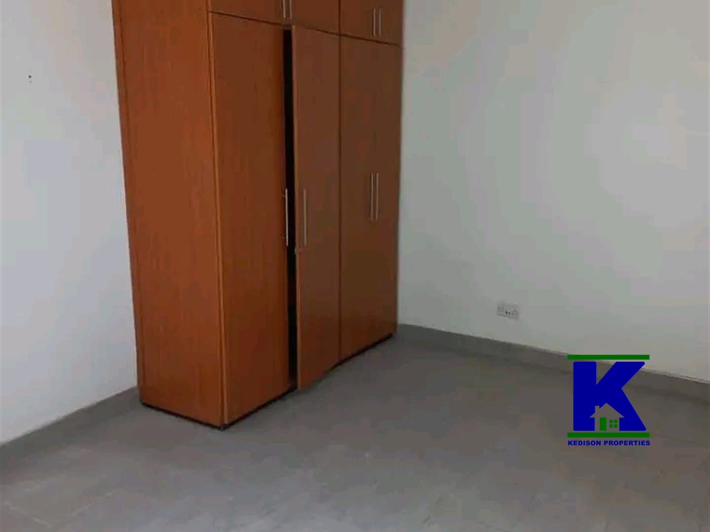 Storeyed house for rent in Bugoloobi Kampala