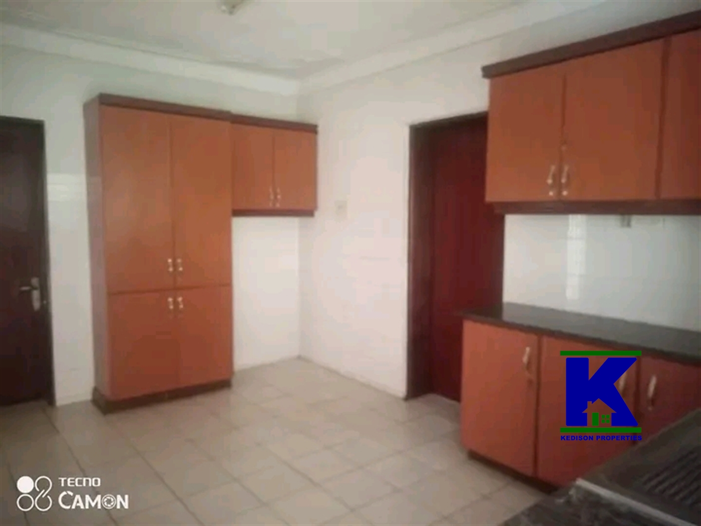 Storeyed house for rent in Mutungo Kampala