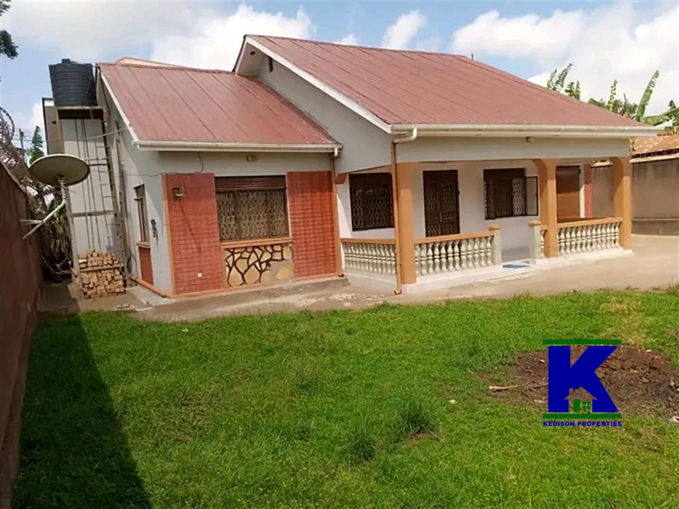 Bungalow for rent in Kirinya Wakiso