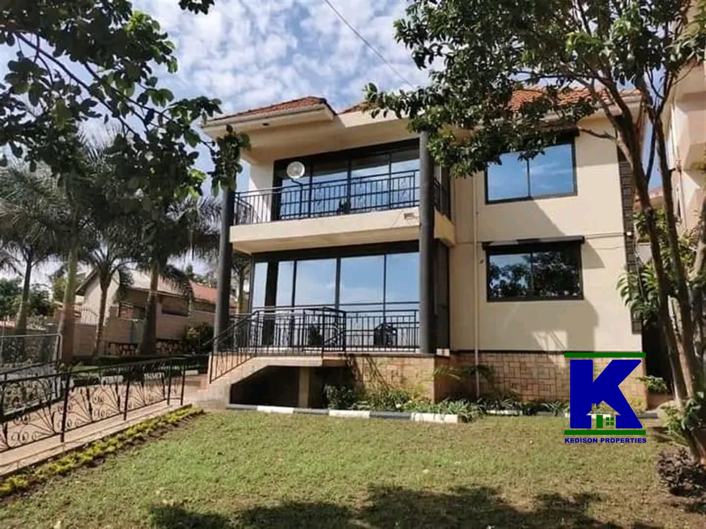 Storeyed house for rent in Kyanja Kampala