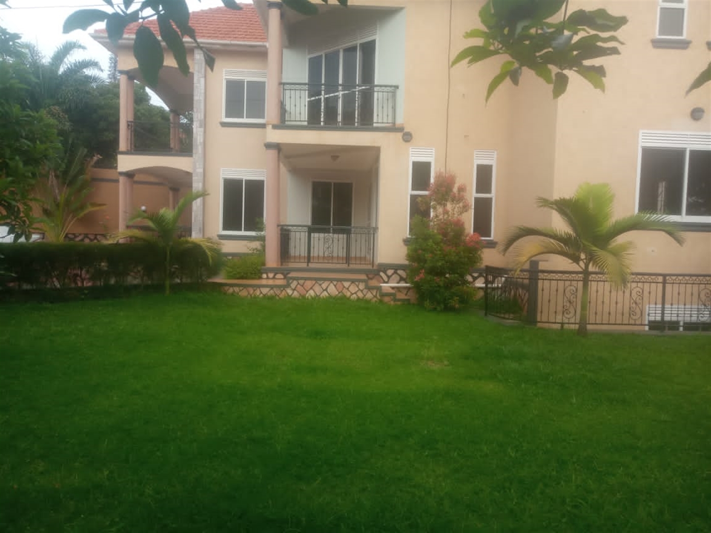 Storeyed house for sale in Muyenga Kampala