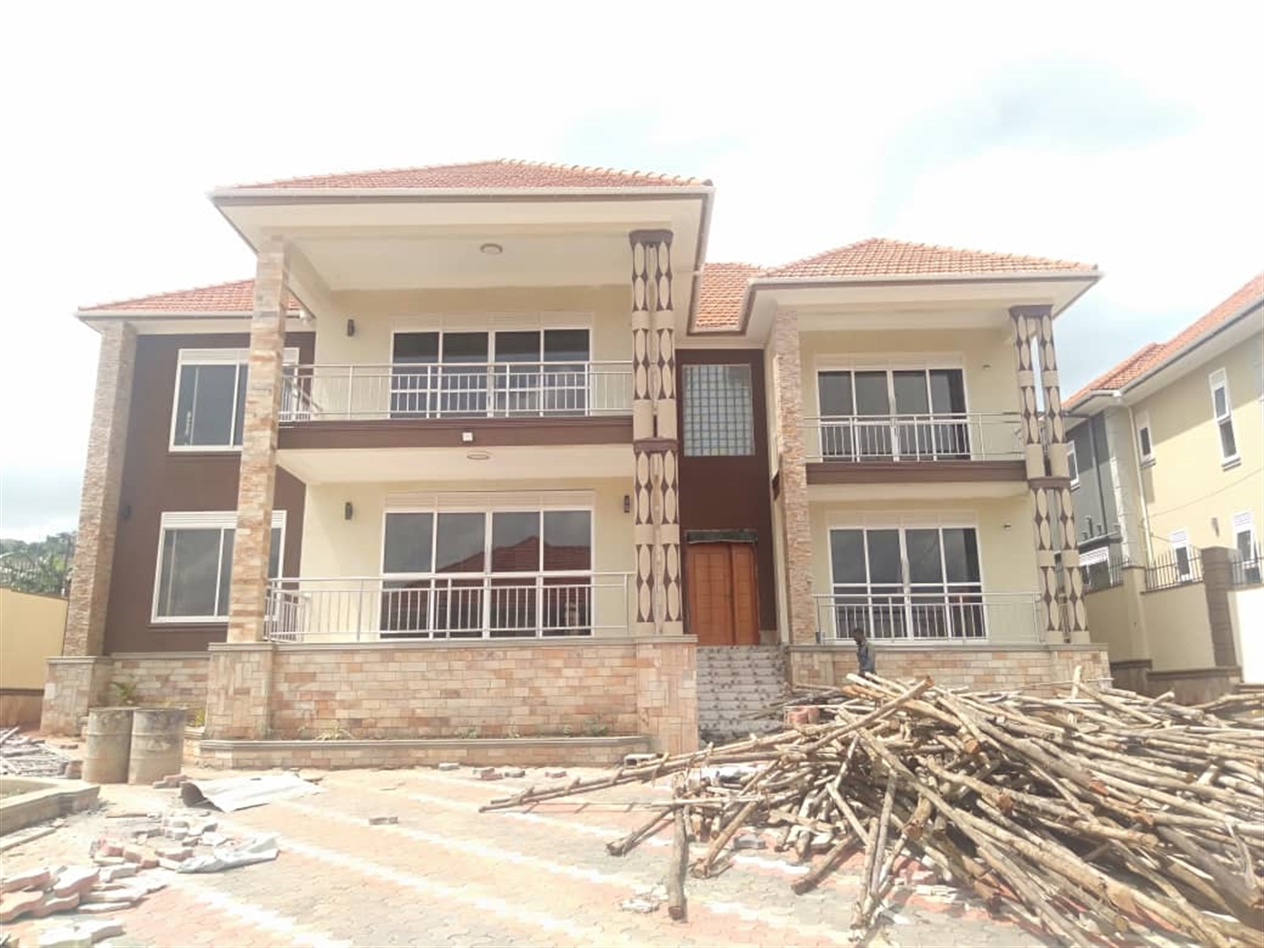 Storeyed house for sale in Bwebajja Wakiso