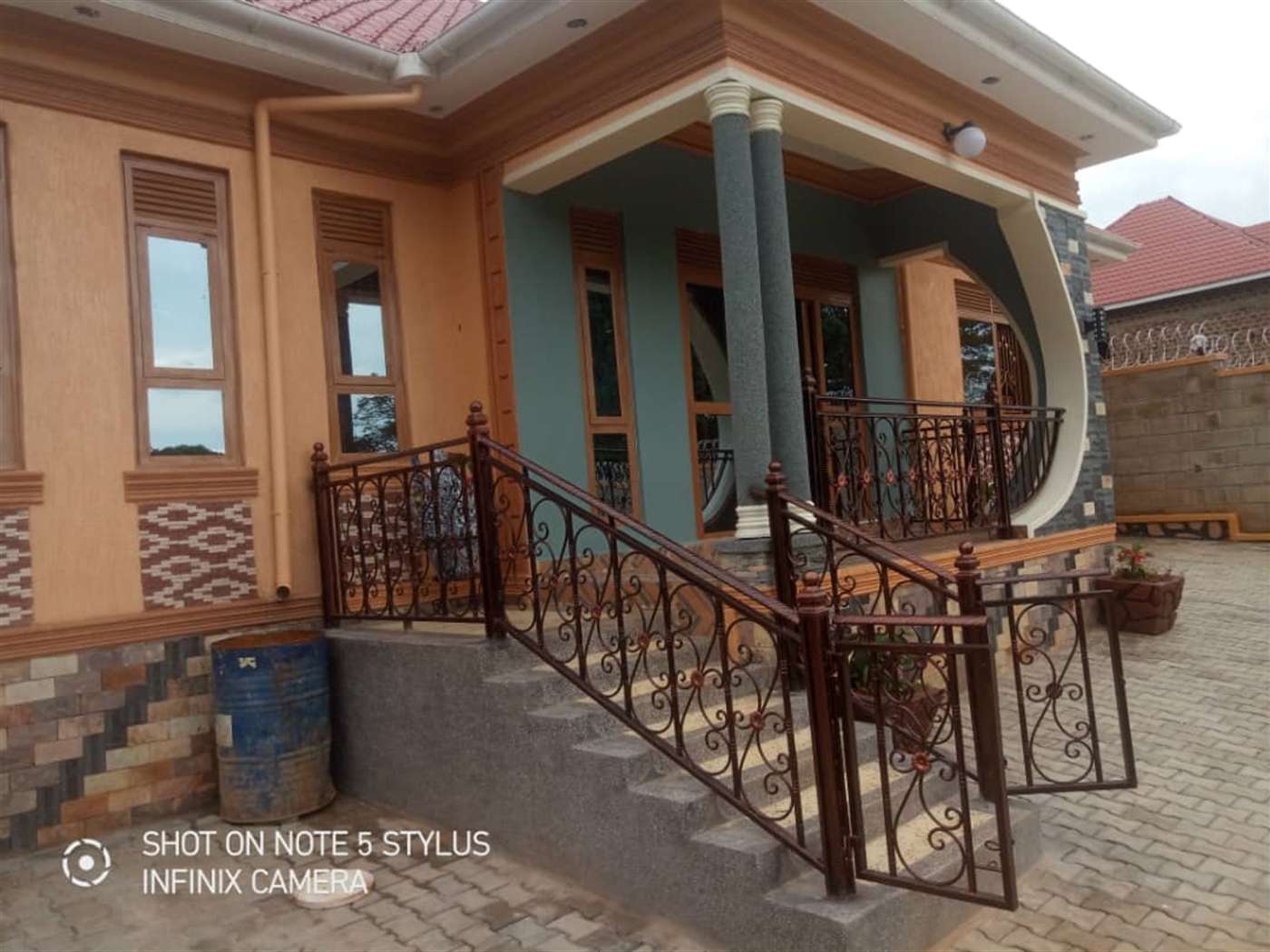 Bungalow for sale in Kakiri Wakiso